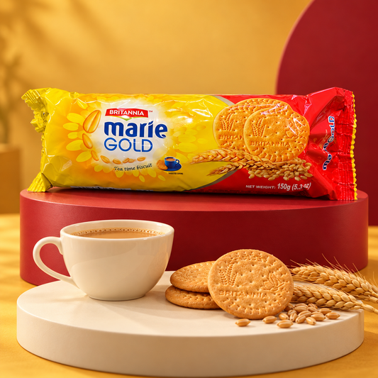 Britannia Marie Gold Kekse mit einer Tasse Tee und knusprigen Keksen.
